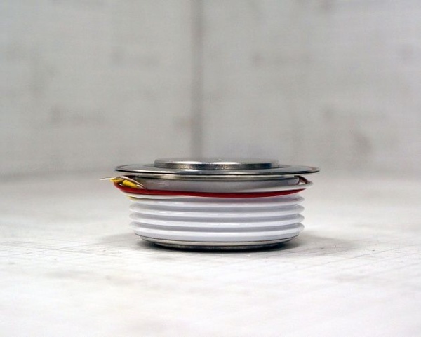 Тиристор AuroraPRO SHOOT M10 (R-04-030100-05-01)